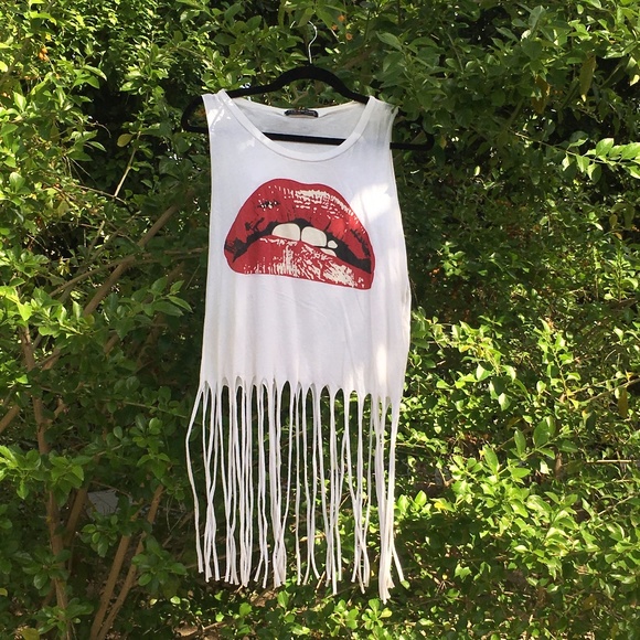 Rock Rose Classic Tops - *FLASH SALE* White Sleeveless Red Lips Top Fringe